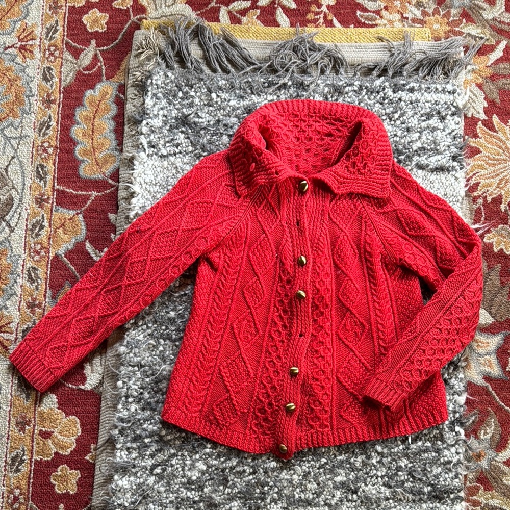 Hand knitted sweater bright maraschino cherry red merino wool womens small